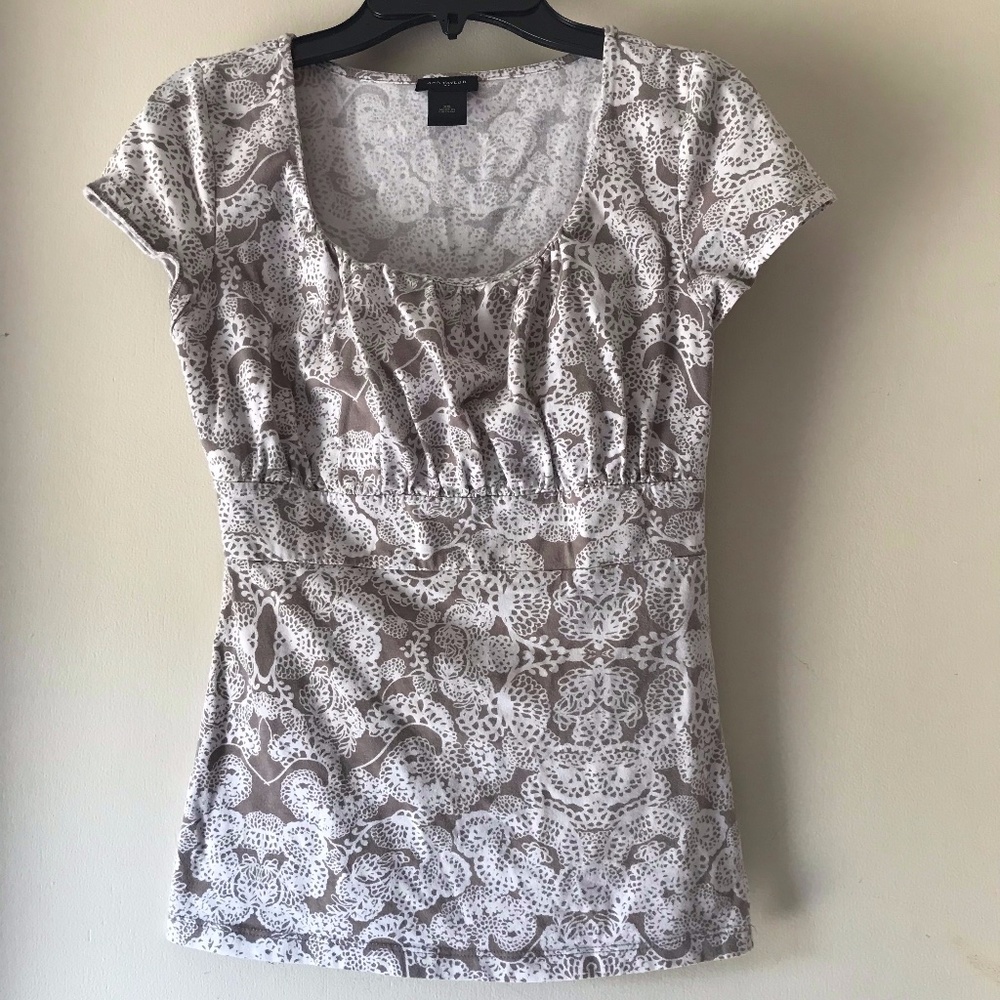 Ann Taylor Vintage White and Beige Lace Design Blouse Size XS